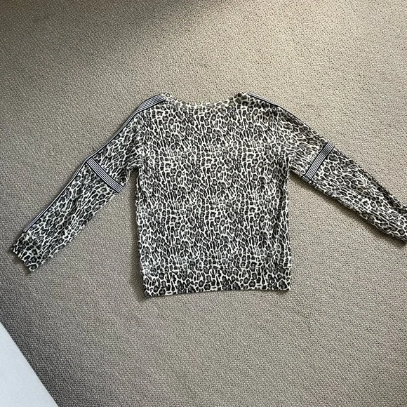 Splendid Girl Leopard Print Pullover - Picture 6 of 6